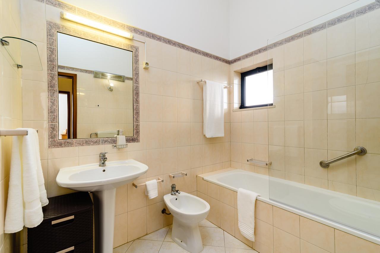 Sunrise Apartment I Carvoeiro  Eksteriør billede